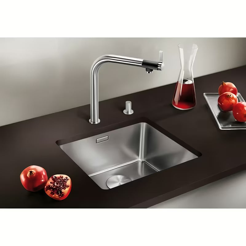 Nerjavno kuhinjsko enojno korito Blanco Andano pod delovni pult v izvedbi svilnati sijaj