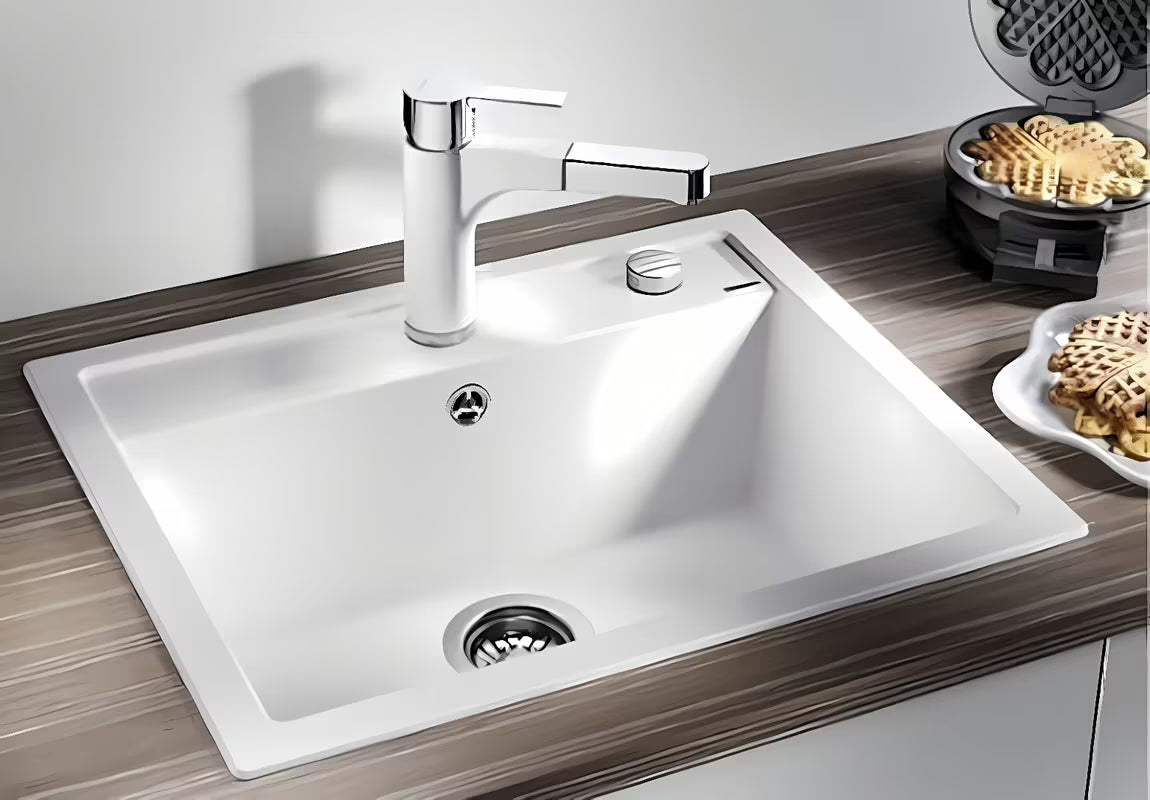 Bijeli granitni kuhinjski enojno korito Blanco Dalago 5 pro, ugradnja odozgo za delovni pult