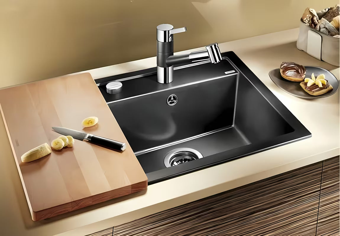 Granitni pomivalno korito Blanco Dalago 5 Silgranit PuraDur u boji siva stijena pro ugradnja odozgo.