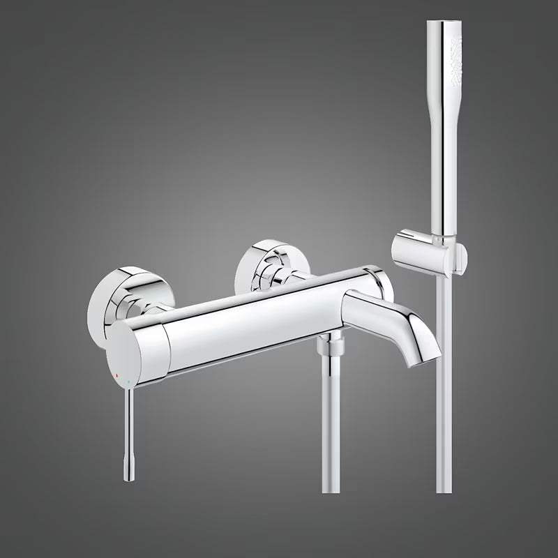 Kromirana stenska armatura za kad Grohe Essence New s tuš setom
