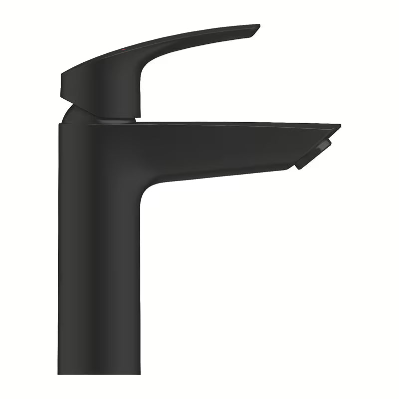 Mat črna enoročna armatura za umivalnik Grohe Eurosmart brez odtoka pro za enoopravilno montažo.