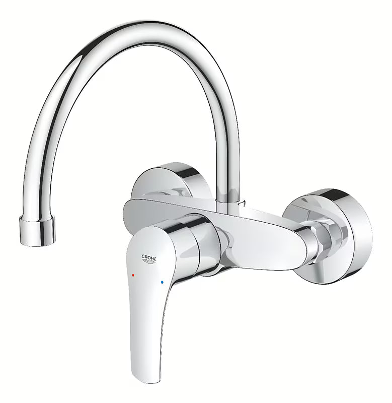 Grohe Eurosmart New enoročna stenska armatura za pomivalno korito v krom izvedbi z vrtljivim izlivom.