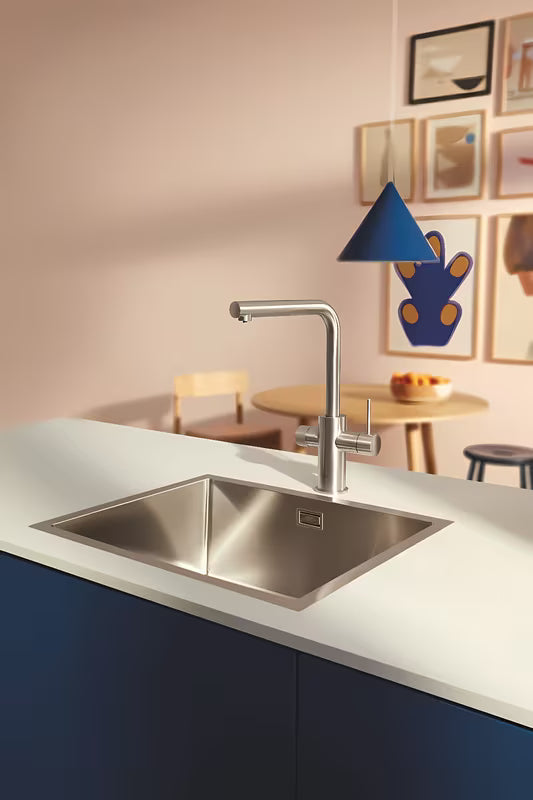 Grohe Blue Pure 2022 armatura za pomivalno korito s filtrirno funkcijo v izvedbi supersteel