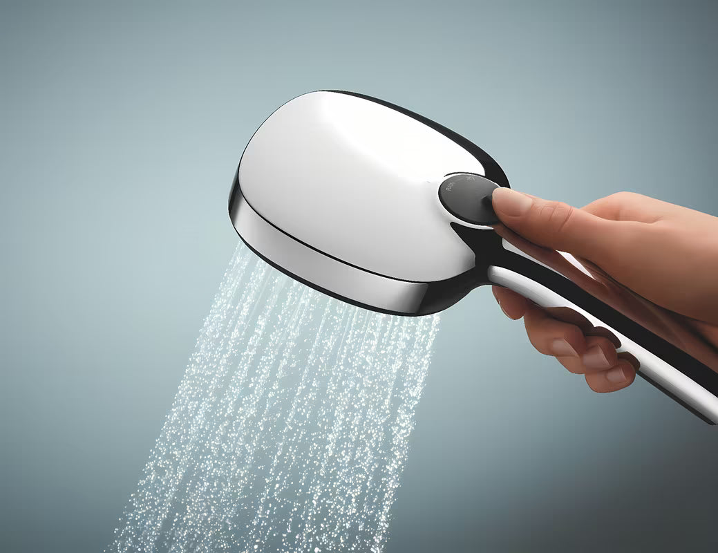 Ročni tuš ročka Grohe Vitalio Comfort v krom izvedbi z dvema vrstama curka Rain in Jet