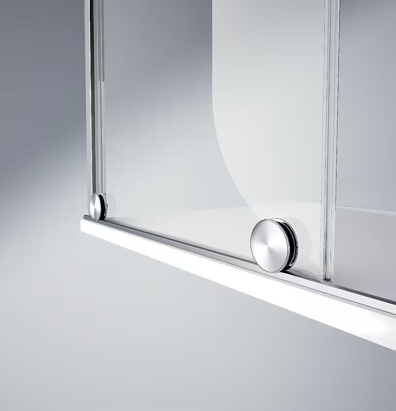 Tuš stena Walk-In Hüppe Xtensa pure 180 cm v sijaj kromu s prozornim steklom brez dekorja.