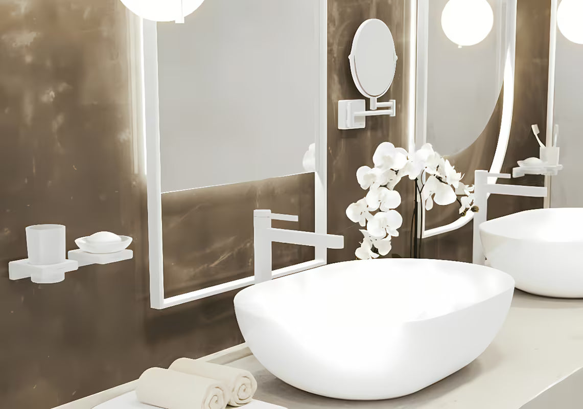 Hansgrohe addstoris stojalo za kozarce in ščetke vključno s kozarcem u mat bijeloj izvedbi