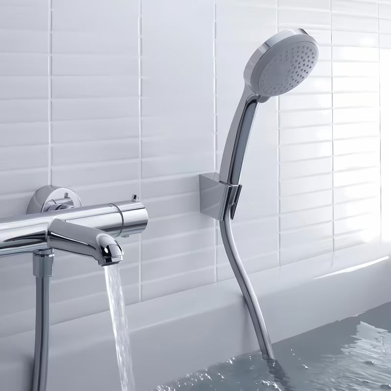 Hansgrohe Croma 100 kadni tuš set v krom izvedbi z ročno prho 100 mm, držalom in cevjo