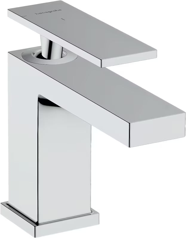 Kromirana enoročna armatura za umivalnik Hansgrohe Tecturis E s tehnologijo CoolStart in širokim curkom WaterfallStream.