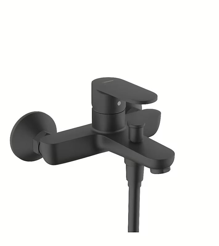 Hansgrohe Vernis Blend stenska enoročna armatura za kad v mat črni barvi