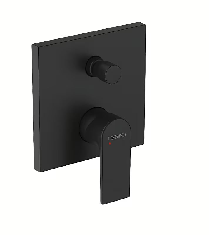 Podometna enoročna pršna in armatura za kad Hansgrohe Vernis Shape v mat črni izvedbi.