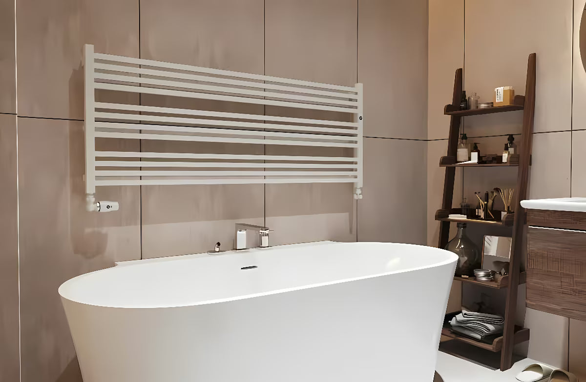 Kombiniran kupaonski radiator Hopa Stick Level u bijeloj sjajnoj boji, 55x120 cm.