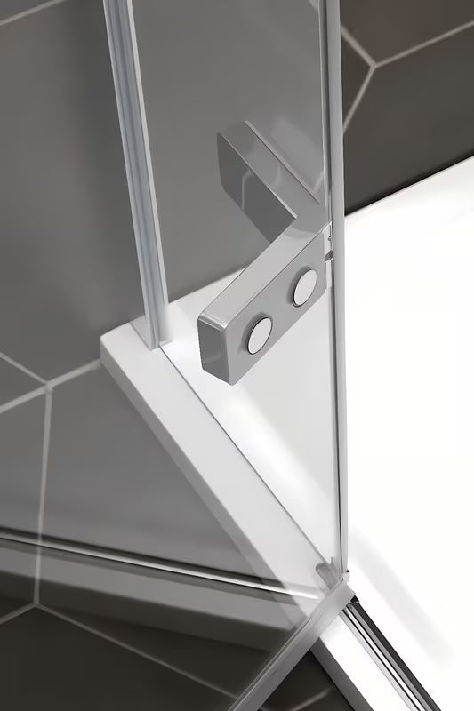 Kvadratna tuš kabina Hüppe Strike New 90 cm s prozirnim staklom i kromiranim profilima