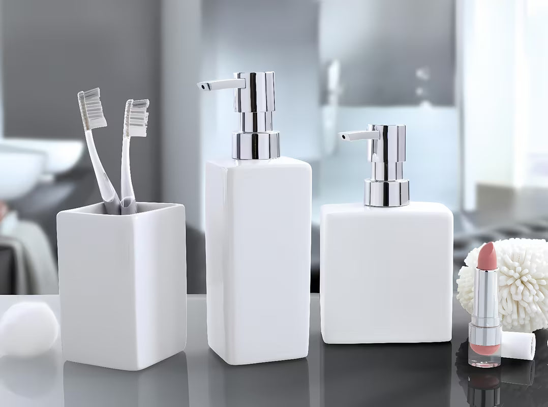 Bijeli samostoječi dozator za tekući sapun Kleine Wolke Flash jednostavnog dizajna