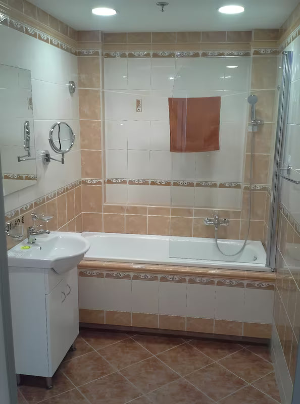 Pravokotna kad Multi 160 x 70 cm od emajliranog čelika, lijeva i desna izvedba