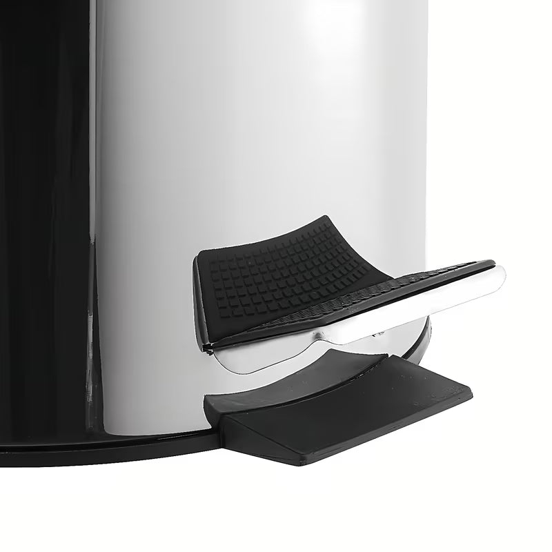 Kromirani koš za smeti Multi s tehnologijom mehko Zapiranje Soft Close i uklonjivom posudom u sjajnoj izvedbi.