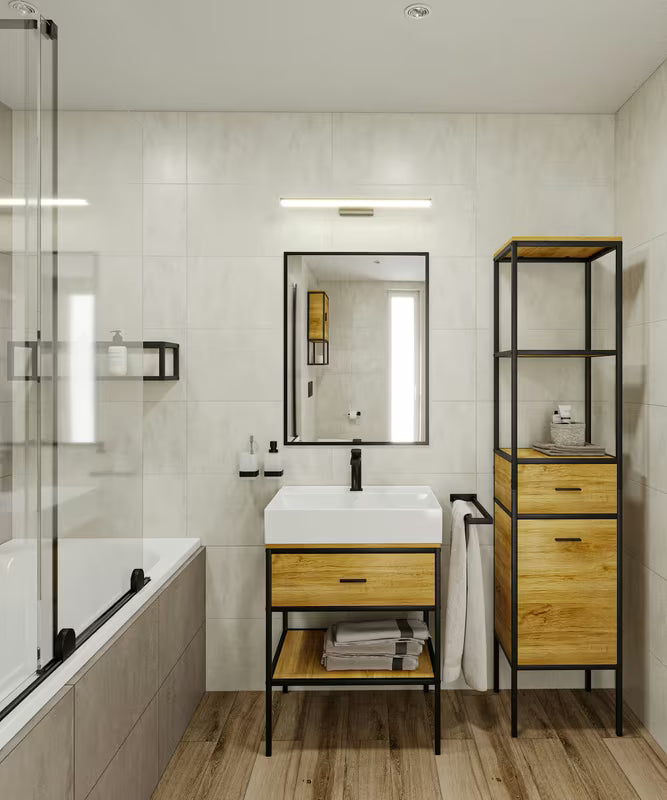 Stoječa regal Naturel Blackframe s crnim metalnim okvirom i MDF pločom u dekoru javora.