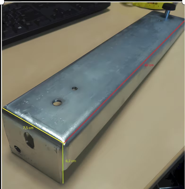 Skrivena pocinčana konzola Naturel Dolce pro za vješanje ploče za umivaonik ili polica.