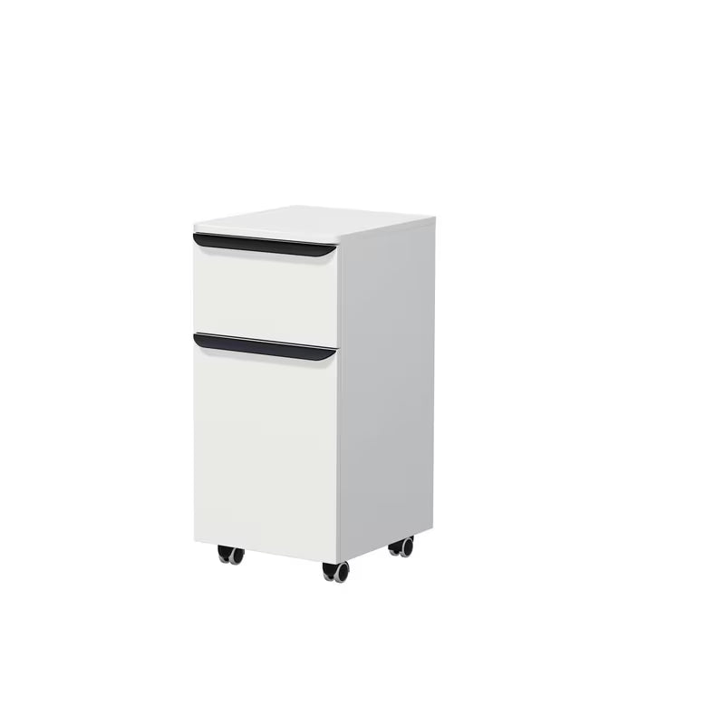 Bijela mat kopalniška omarica Naturel Pavia z vtičnico, s desnim vratima i crnom ručkom.