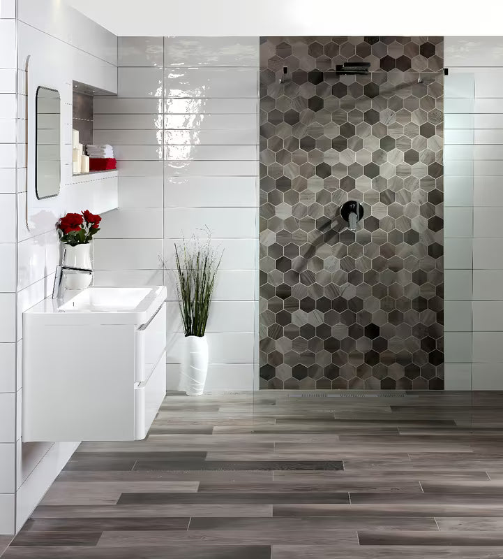 Kvadratno ogledalo Naturel Pavia 75x75 cm u bijeloj boji, s mogućnošću montaže okomito i vodoravno.