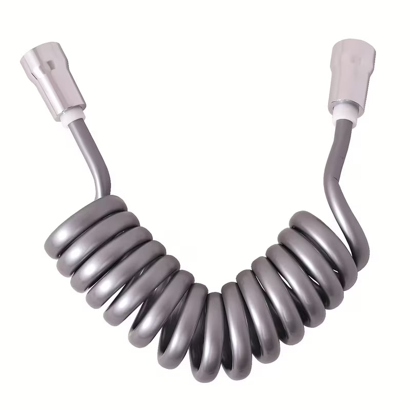 Spiralna cev za tuš Rav Slezak iz trpežne plastike v izvedbi plastika/satin, raztegljiva do 150 cm.