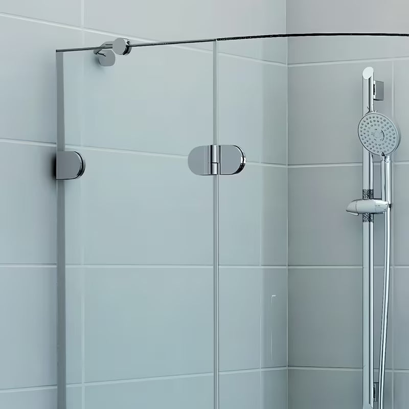 Prozorno plastično tesnilo Ravak GlassLine pro za tesnjenje spoja stekla in stene v tuš kabini.