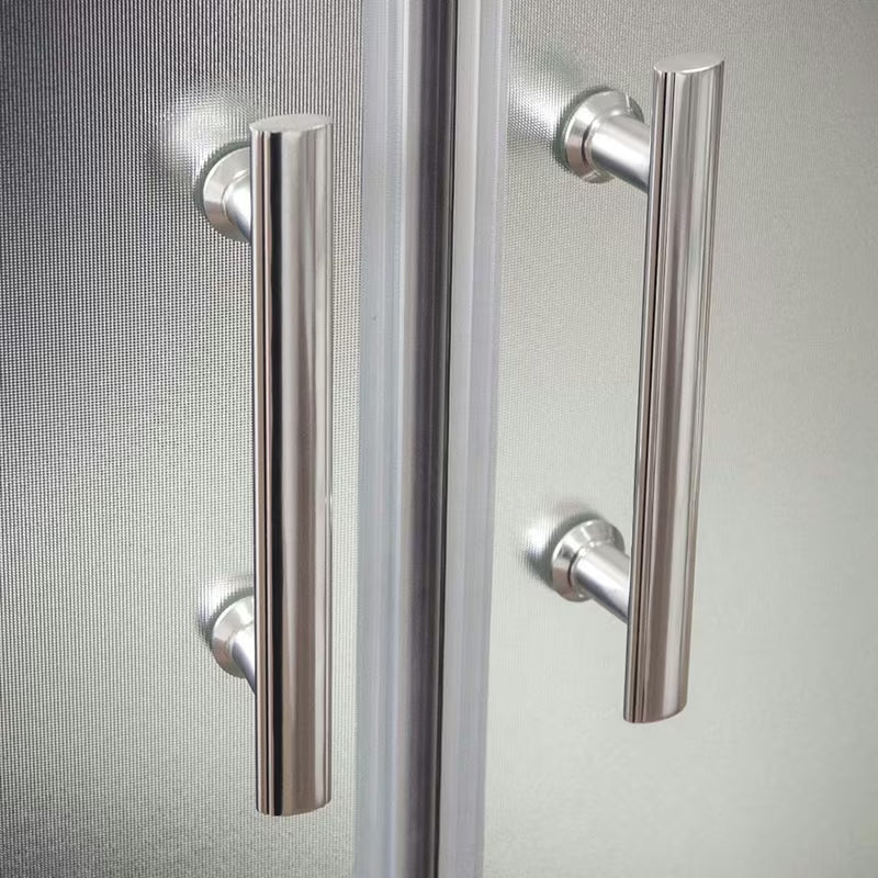 Polkrožna tuš kabina Roth Project 80x80 cm u sjajnom kromu s neprozirnim staklom Matt glass.