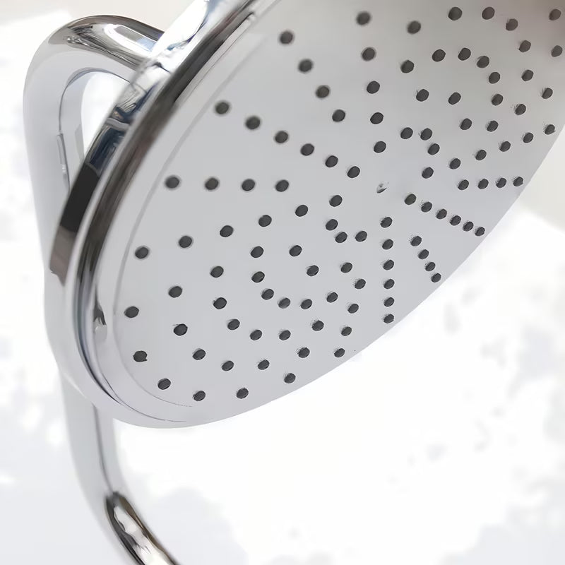 Tušni sistem Roth Selma Combi u izvedbi chrome s ručnim i nadglavnim tušem te jednoručnom slavinom.