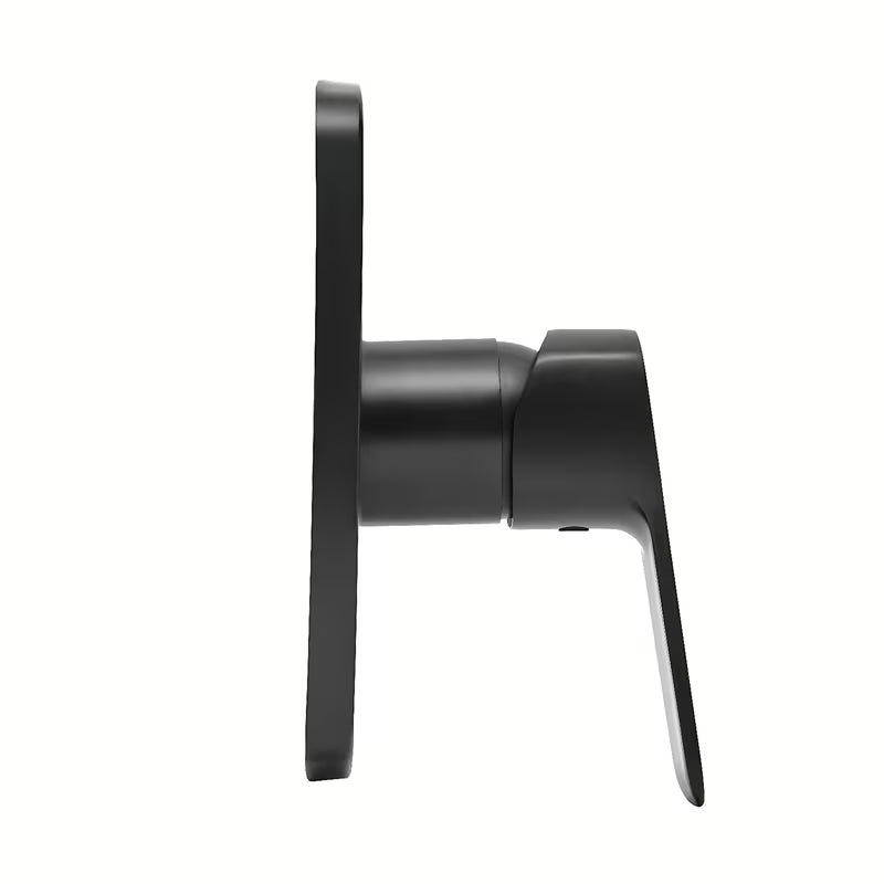 Podometna enoročna armatura za tuš SAT Cube Way u mat crnoj izvedbi pro modernu kupaonicu.