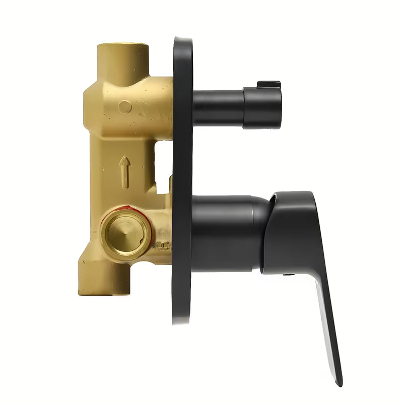 Podometna armatura za tuš SAT Cube Way u mat crnoj boji s modernim četvrtastim dizajnom