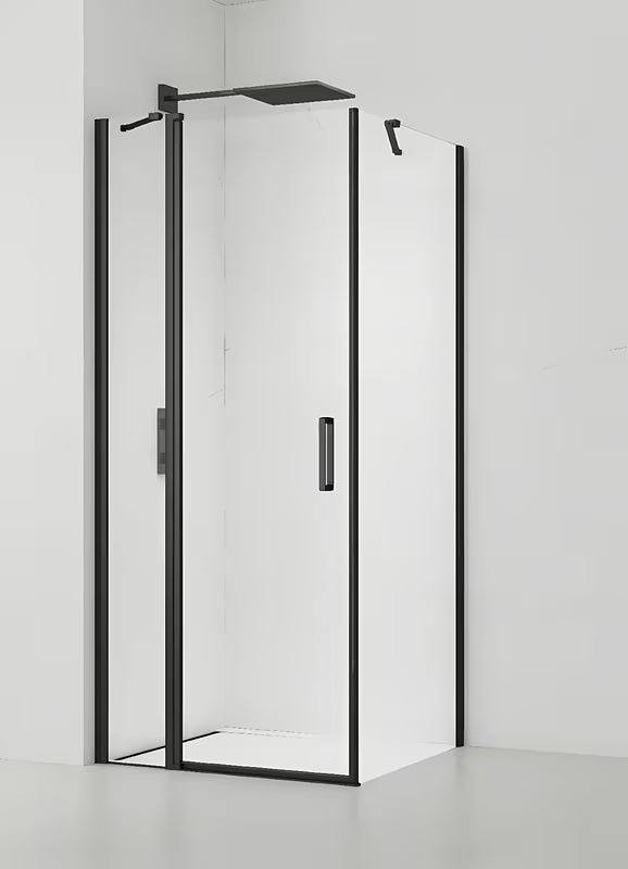 Pravokotna tuš kabina SAT Fusion 100x90 cm v črni mat barvi s prozornim steklom in brezokvirno konstrukcijo.