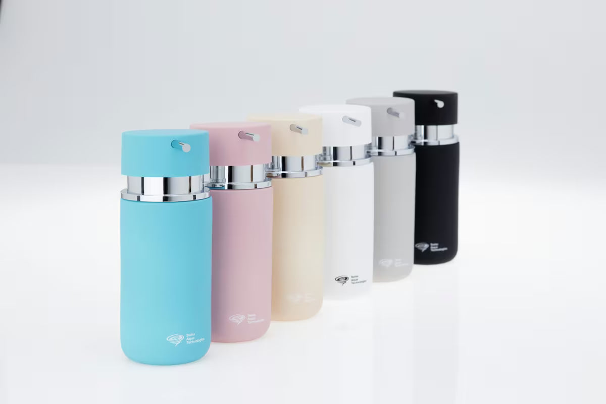 Samostoječi dozator tekućeg sapuna SAT Infinitio u mat tirkiznoj boji.