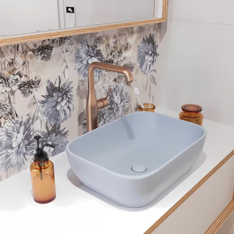 Mat ružičasti keramički umivalnik na ploščo SAT Infinitio brez preliva, ovalni oblik, 45,5x32,5 cm.