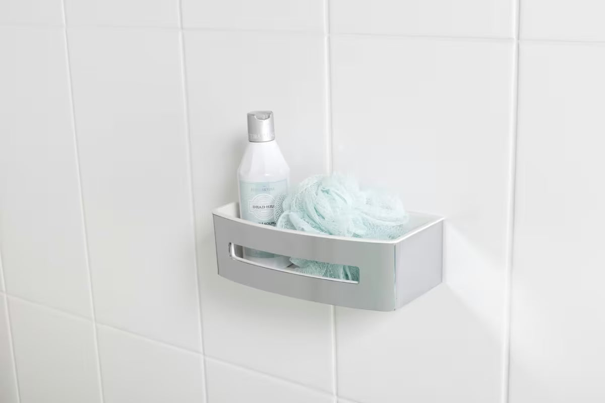 Tuš kanalica od nehrđajućeg čelika polica SAT u krom izvedbi s uklonjivim bijelim plastičnim umetkom