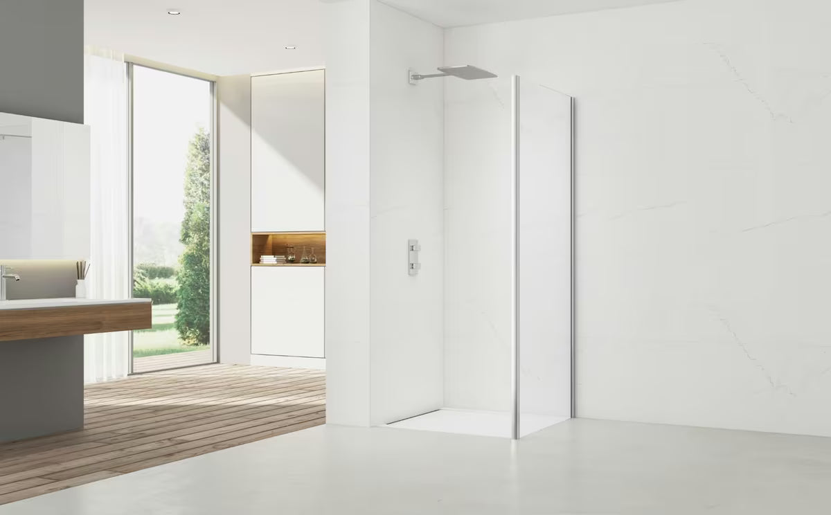 Bočna stena za tuš vrata SAT Tex 90 cm u sjajnom kromu s prozirnim staklom i premazom Easy Clean.