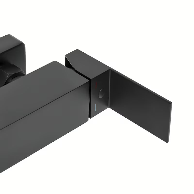 Enoročna armatura za tuš SAT Vision u mat crnoj boji pro za zidnu montažu