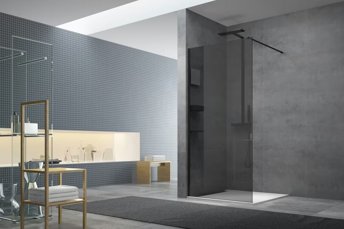 SAT Walk-in tuš stena Walk-In 100 cm u crnoj boji s neprozirnim staklom sa zadimljenim efektom.