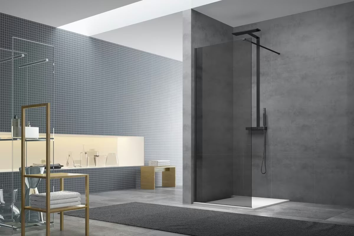 SAT Walk-in tuš stena Walk-In 120 cm u crnoj boji s neprozirnim dimljenim staklom