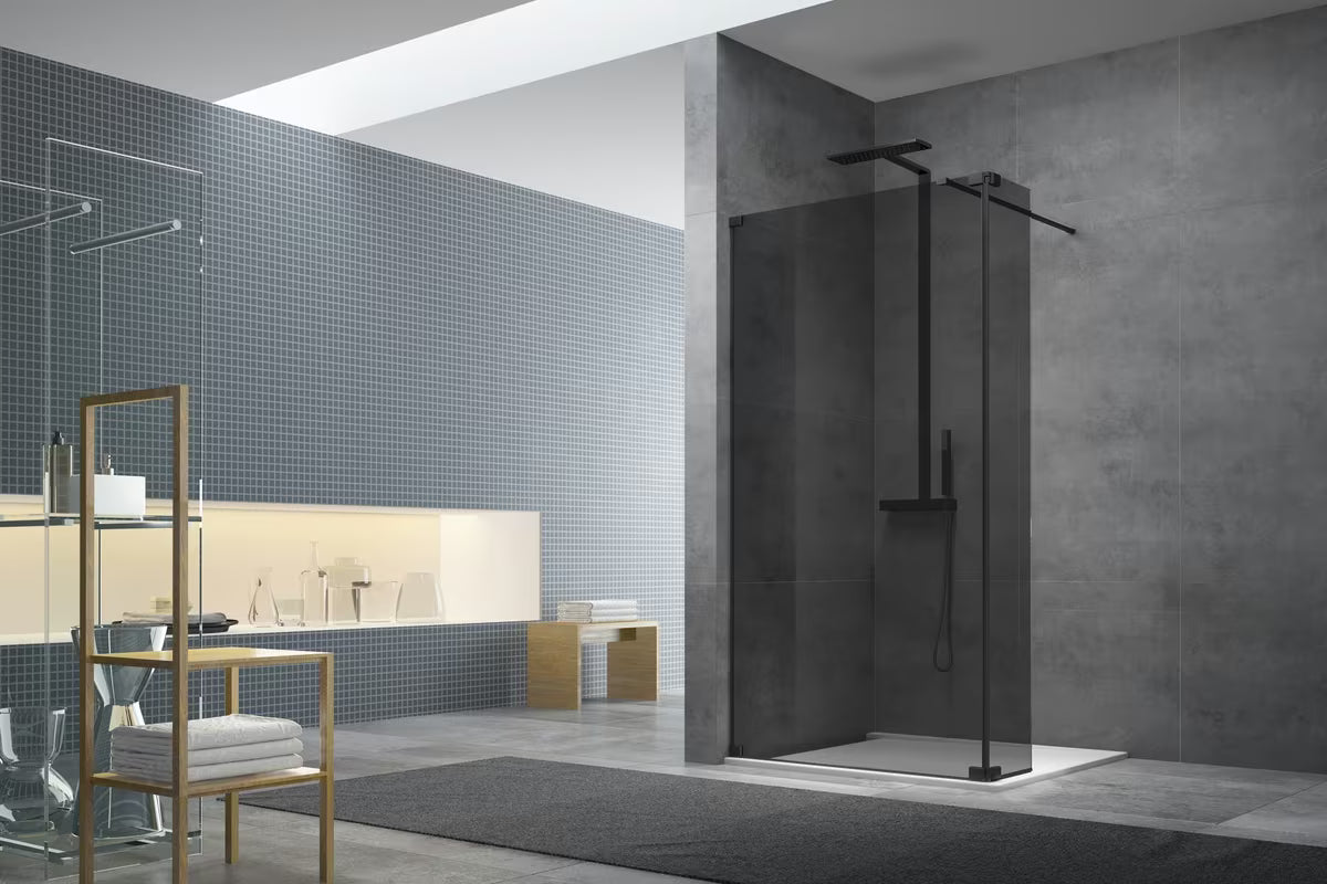 Walk-in tuš stijena SAT Walk-in 80 cm sa zadimljenim neprozirnim staklom i crnim profilom