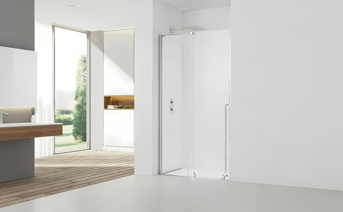 Tuš vrata SAT Walk-In Xmotion za nišo 140 cm v sijajnem kromu s prozornim steklom in drsnim sistemom