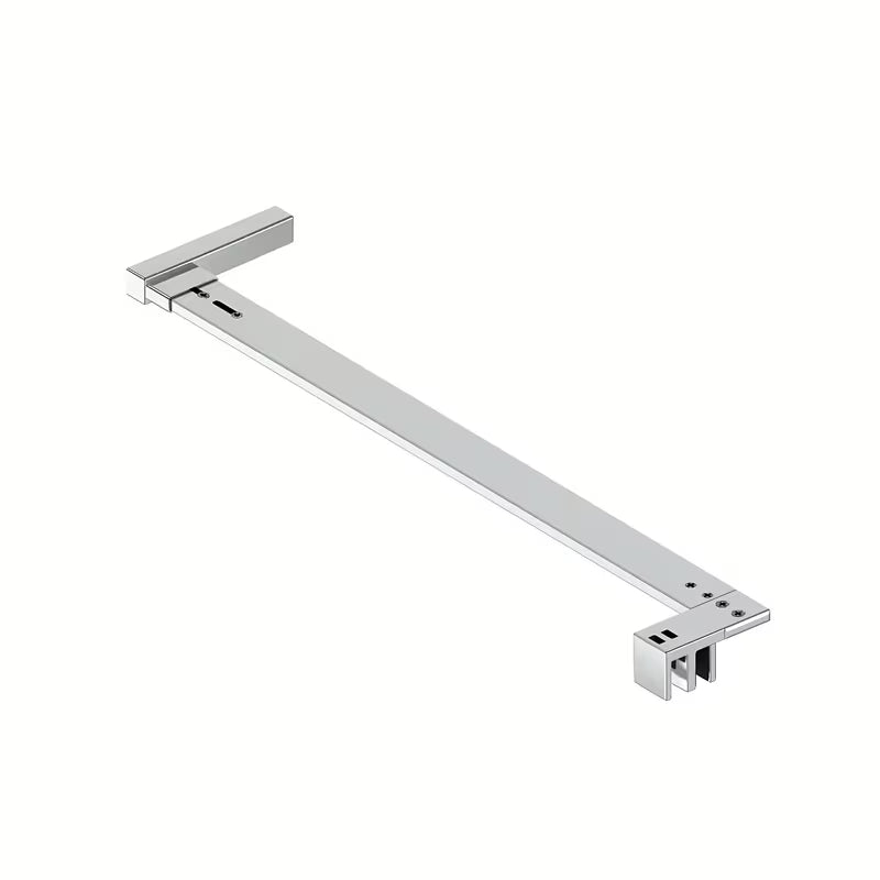 Pravokotna tuš kabina SAT Walk-In Xmotion 90x120 cm u sjajnom kromu s prozirnim staklom i kliznim vratima.