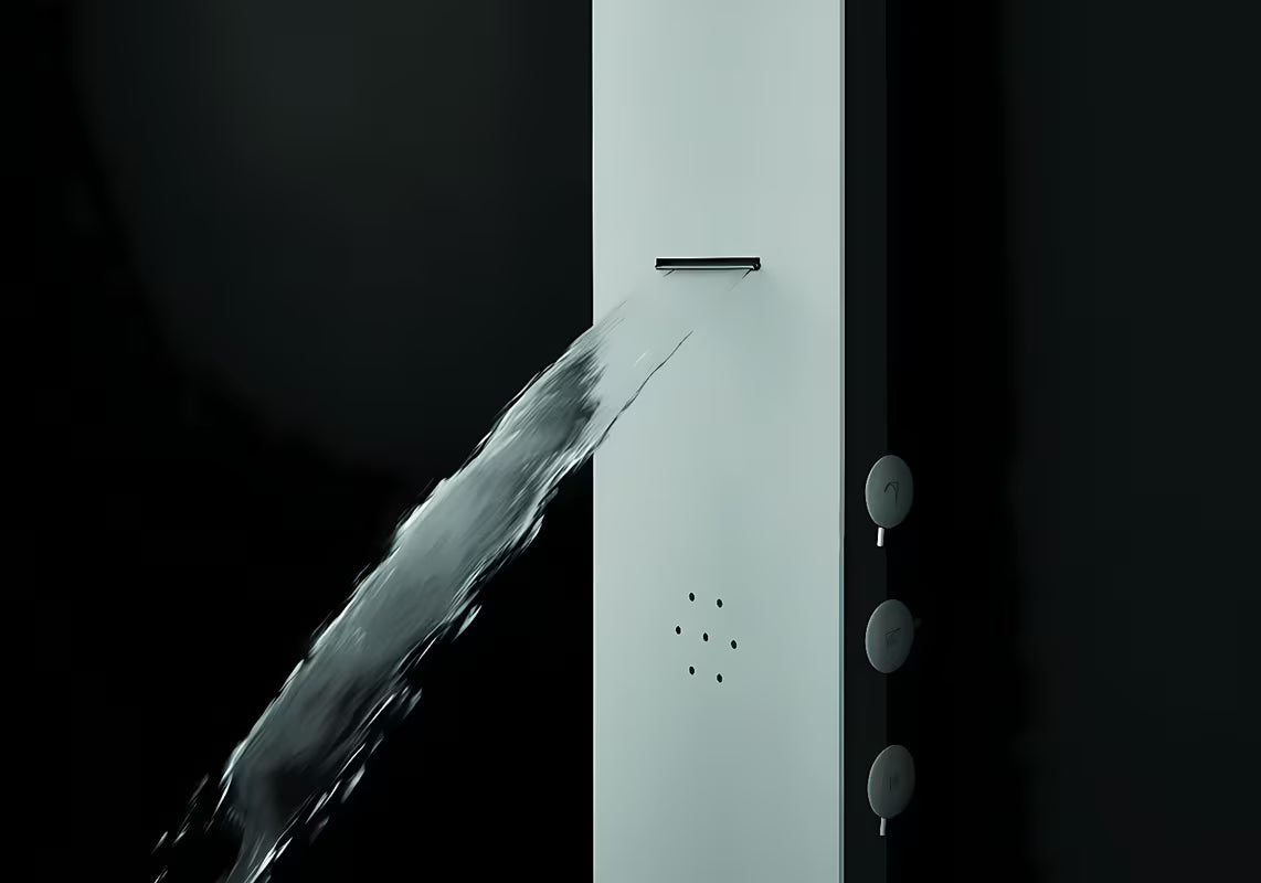Bel tuš panel SIKO Alushower s 4 funkcijami, vključno z nadglavno in ročno tuši, slapom in masažnimi šobami.