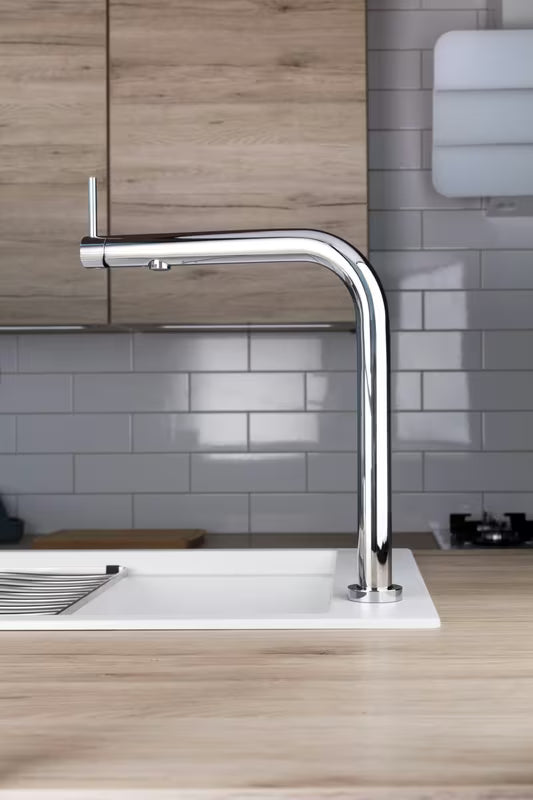 Kromirana armatura za pomivalno korito SIKO Chrome s uvlačnim pričvršćenjem pro za ugradnju ispod prozora i ručicom uz izljev