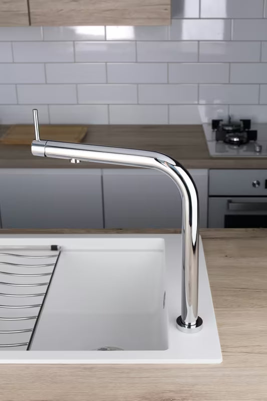 Kromirana armatura za pomivalno korito SIKO Chrome s uvlačnim pričvršćenjem pro za ugradnju ispod prozora i ručicom uz izljev