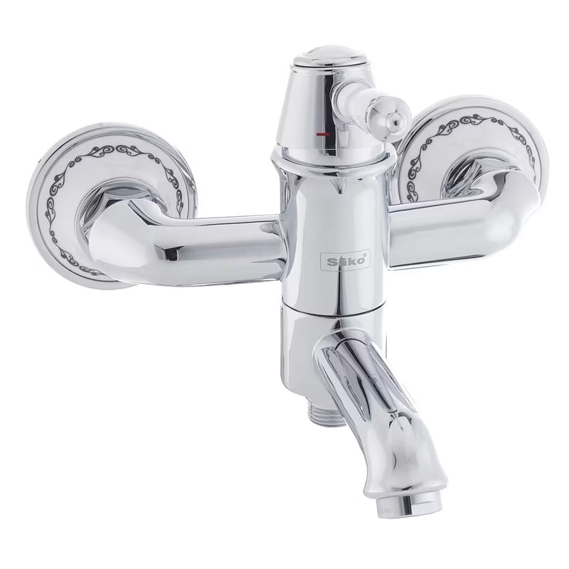Kromirana enoročna stenska armatura za kad SIKO Provence u retro dizajnu s preklopnikom skrivenim u izljevu.