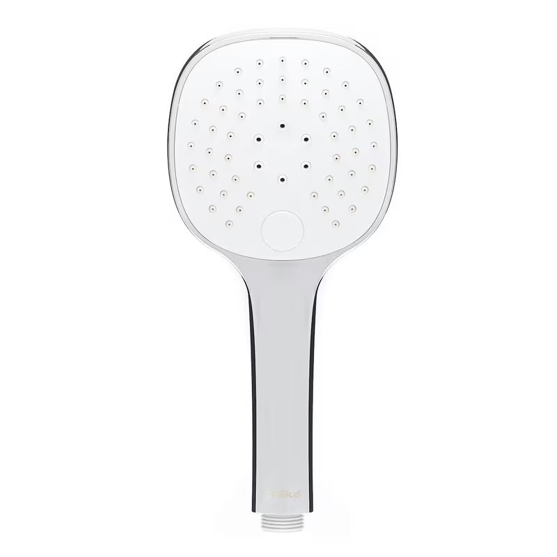 Bijela ručna tuš slušalica SIKO s kromiranim detaljem, tipkom pro za prebacivanje i silikonskim mlaznicama.