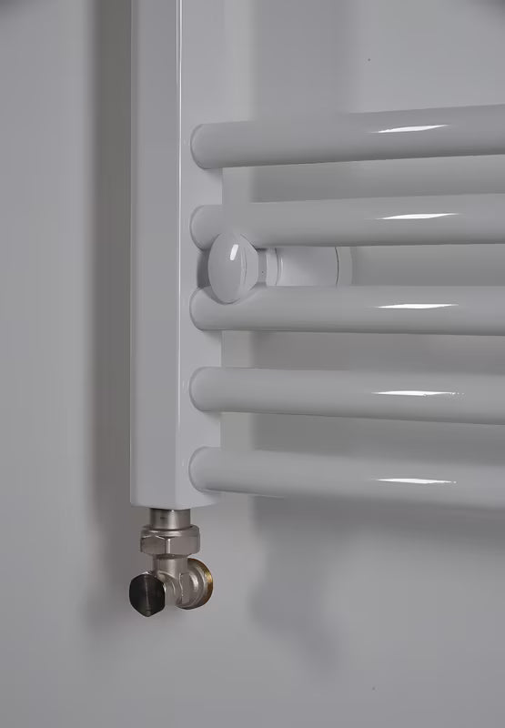 Bel kombiniran cevni radiator Thermal Trend KDO 45x132 cm za kopalnico