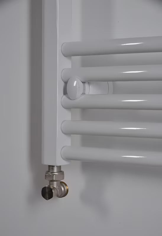 Bijeli kombiniran cijevni radiator Thermal Trend KDO dimenzija 75x185 cm, prikladan za kupaonicu.