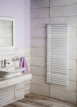 Bel kombiniran kopalniški radiator Anima Henrik 60x145 cm, primeren pro za ogrevanje in sušenje brisač.