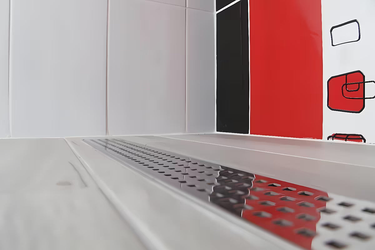 Kanaleta za Tuš Anima 70 cm u izvedbi chrome s rešetkom 65 cm i sifonom DN40