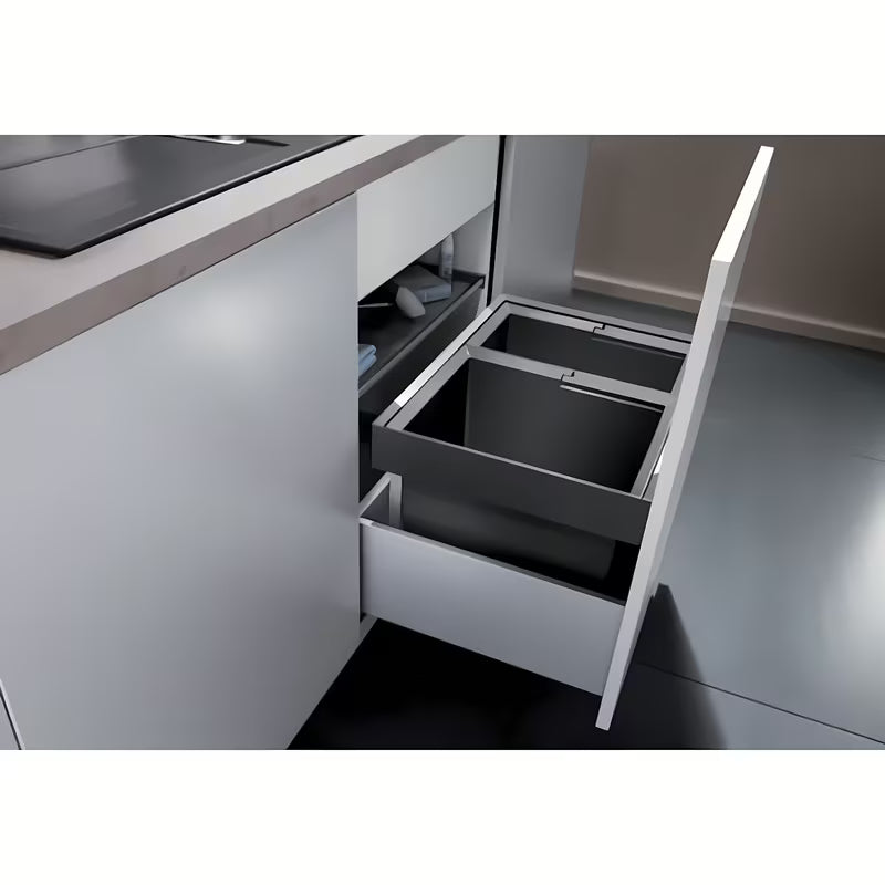 Koš za Smeti sortirnik Blanco Flexon II s sodobnim dizajnom pro za kuhinjsko omarico od 45 cm.